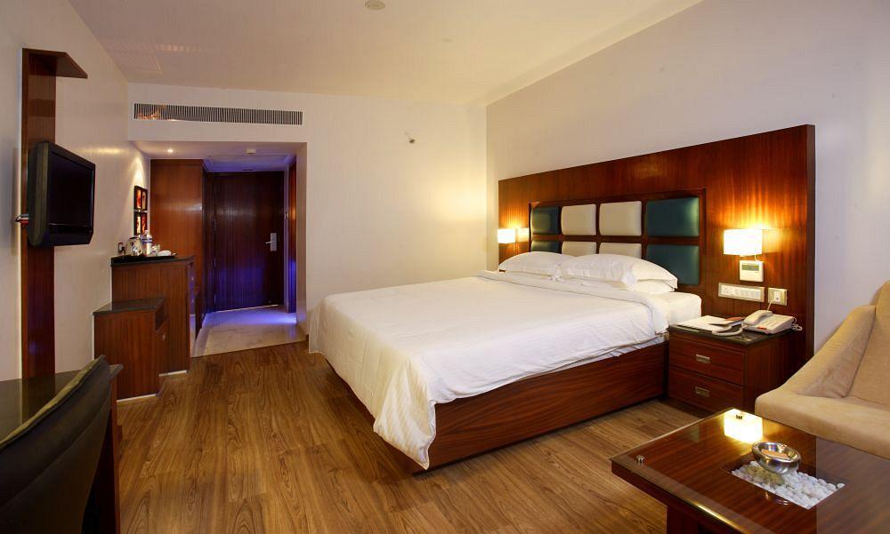 Citrine Hotel Bangalore Buitenkant foto